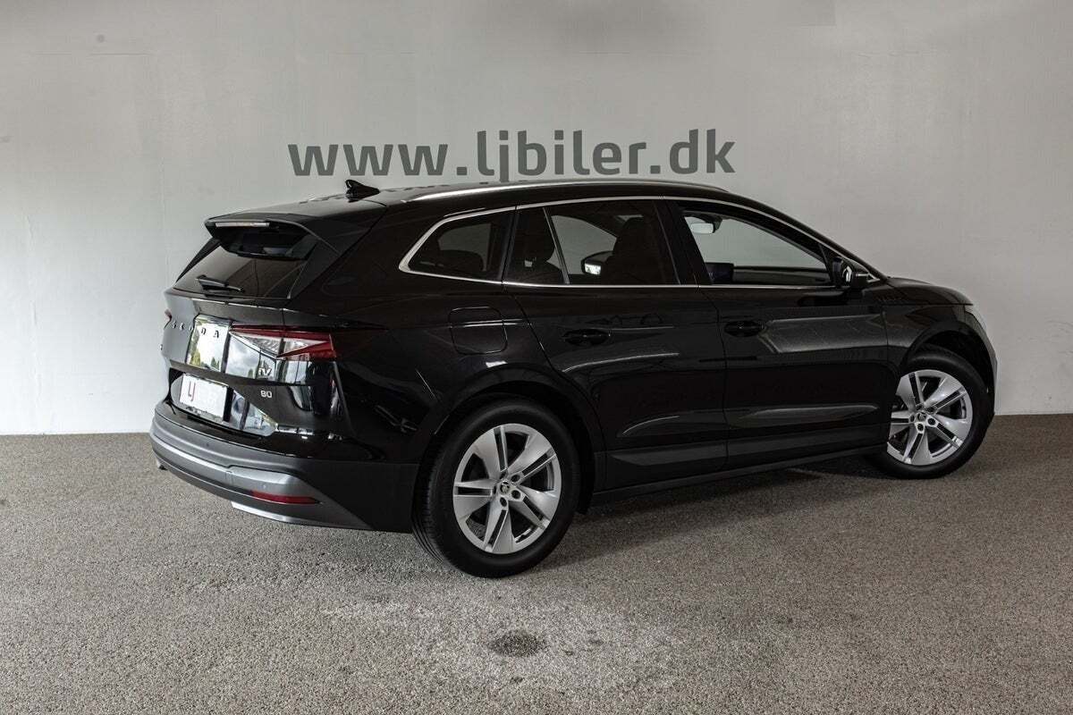 Sort Skoda Enyaq fra 2021