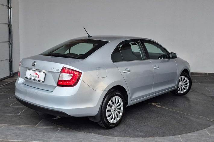 Sølv Skoda Rapid fra 2019