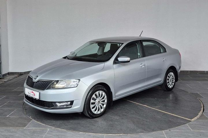 Sølv Skoda Rapid fra 2019