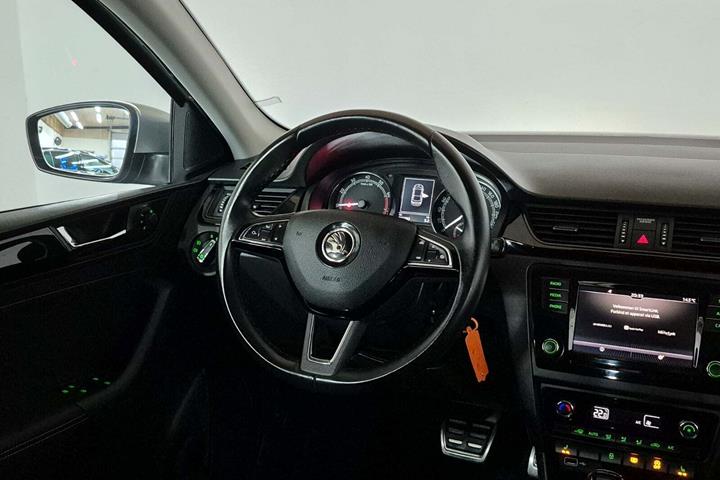 Sølv Skoda Rapid fra 2019