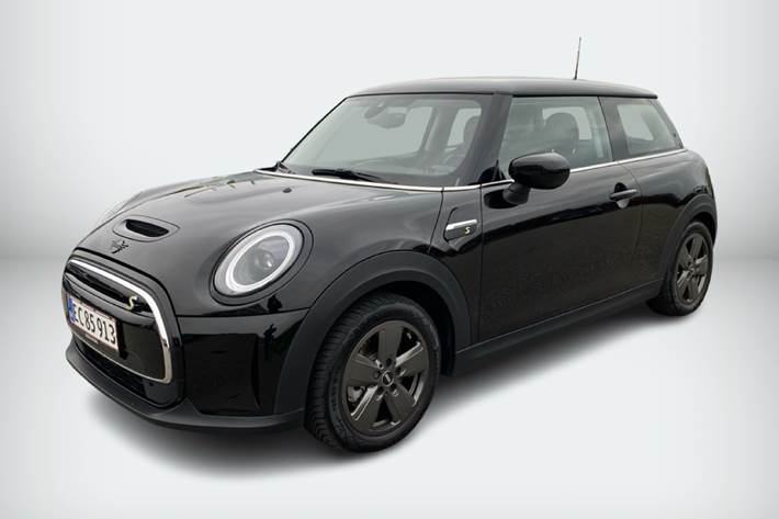 Sort Mini Cooper fra 2021 set udefra
