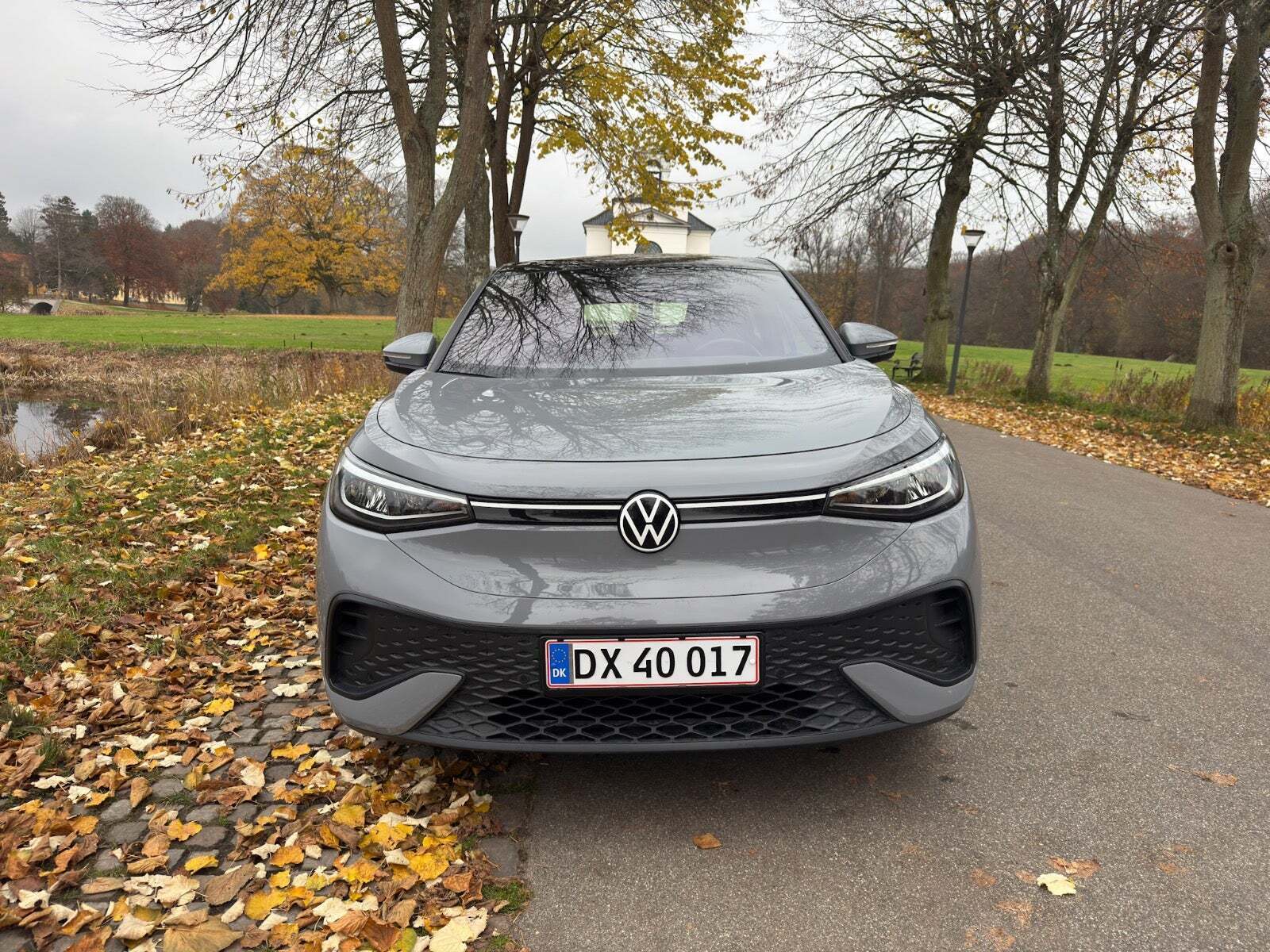 Grå VW ID.5 fra 2023