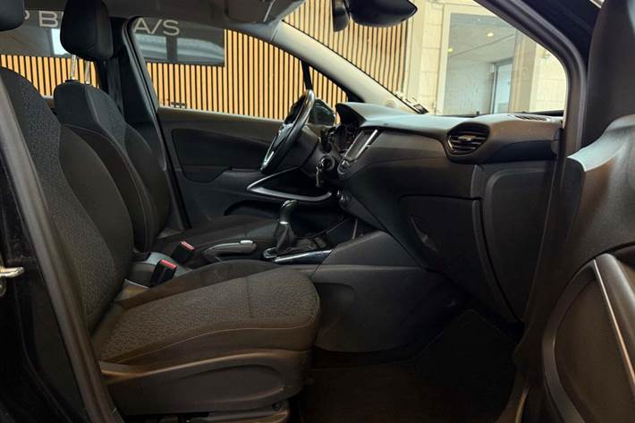 Sort Opel Crossland X fra 2017