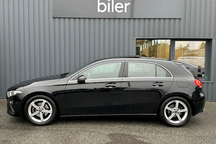 Sort Mercedes A200 fra 2018