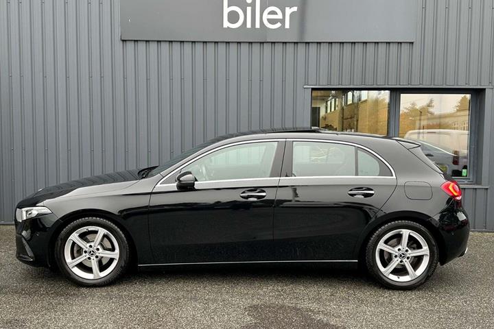 Sort Mercedes A200 fra 2018