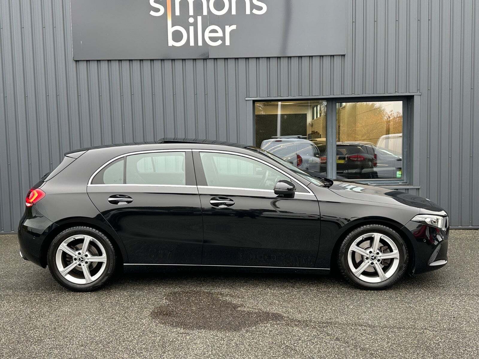 Sort Mercedes A200 fra 2018