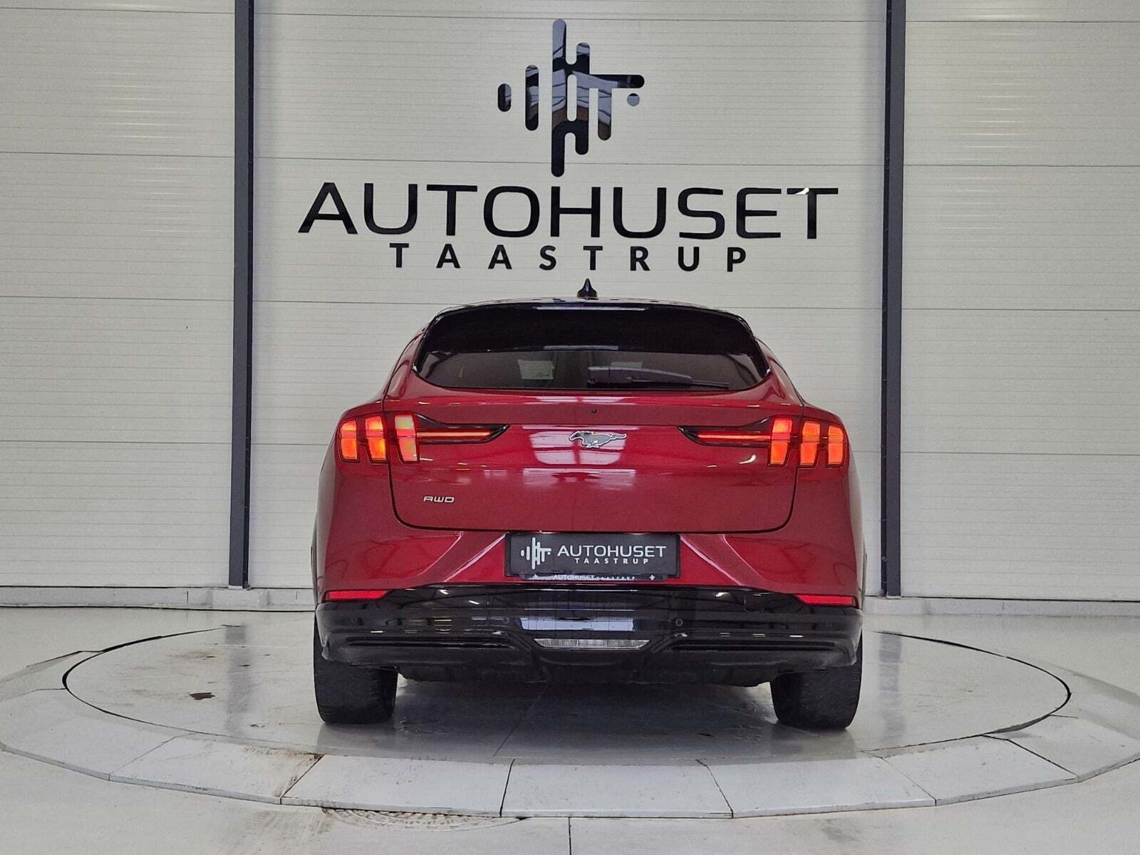 Ford Mustang Mach-E 75 Premium Standard Range AWD