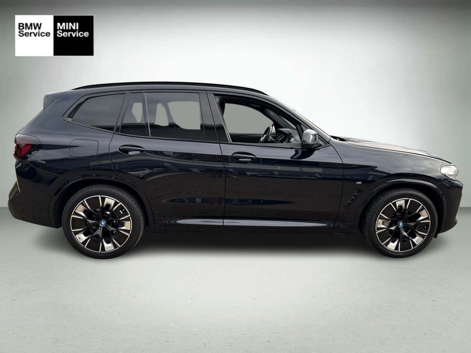 BMW iX3 Charged Plus M-Sport
