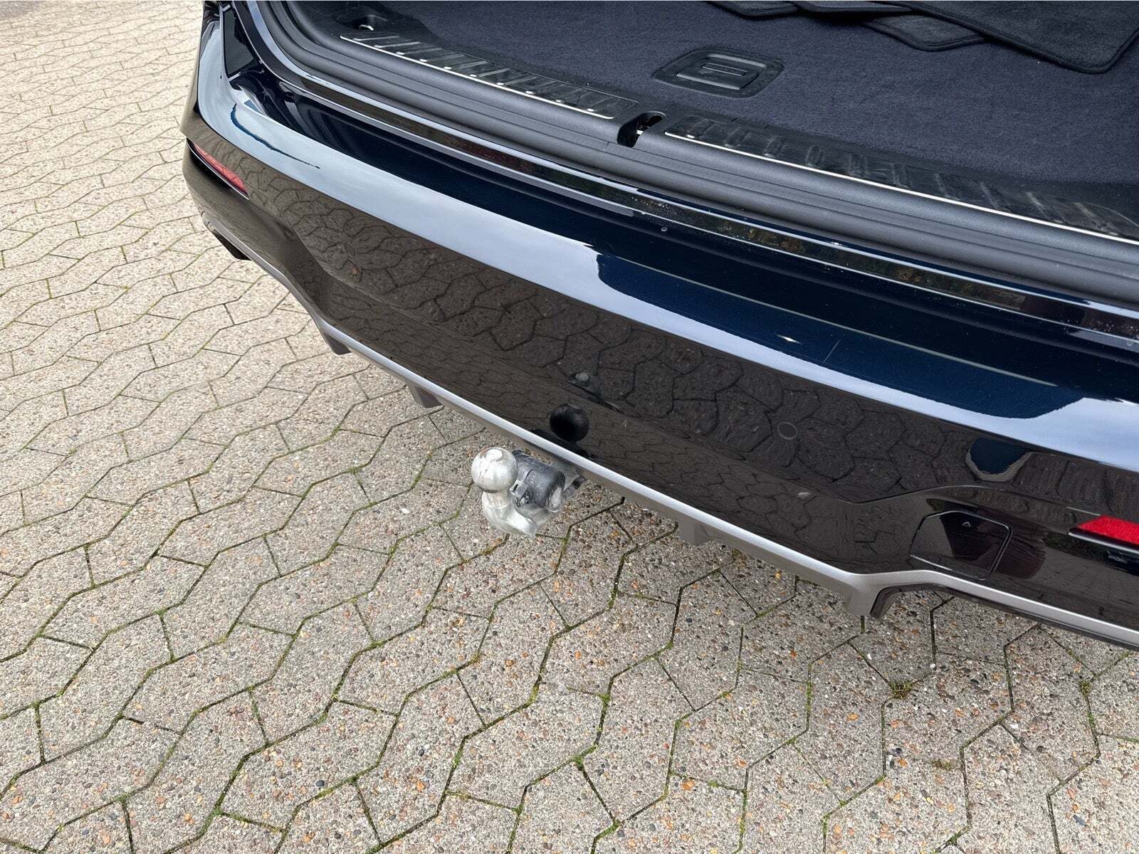 Sort BMW iX3 fra 2025