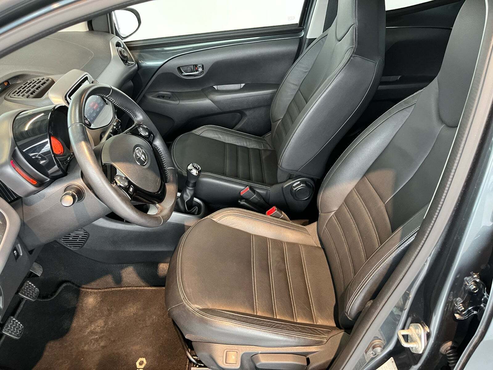 Toyota Aygo 1,0 VVT-i x-press