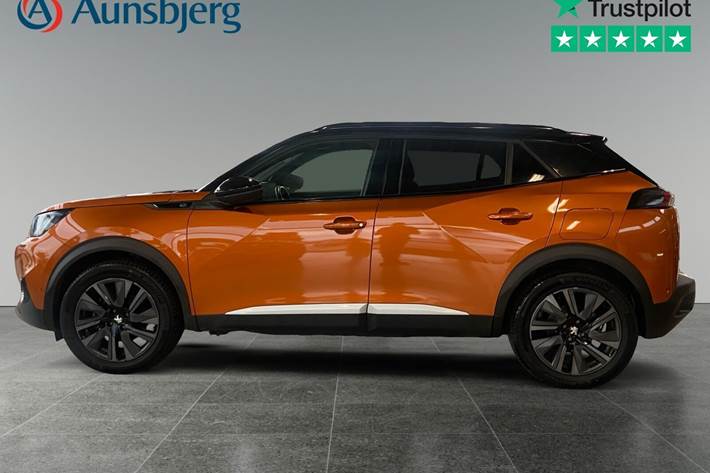 Orange Peugeot e-2008 fra 2022