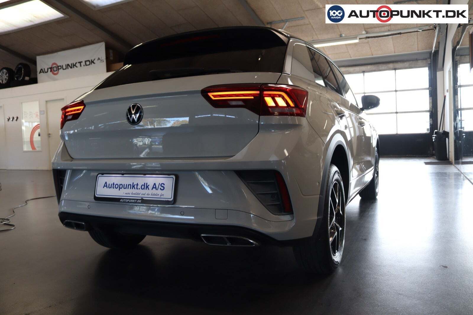 Beige VW T-Roc fra 2022