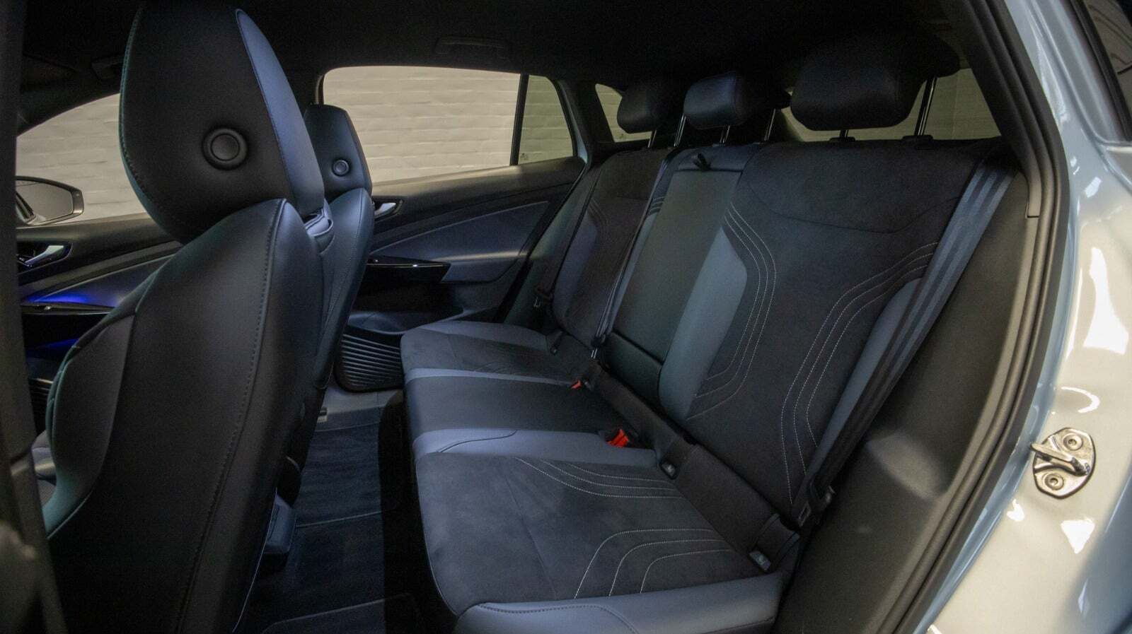 Sølv VW ID.4 fra 2025