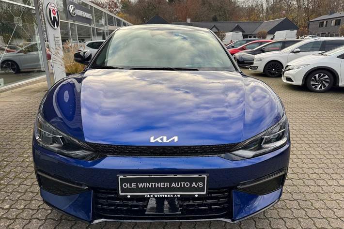 Blå Kia EV6 fra 2024