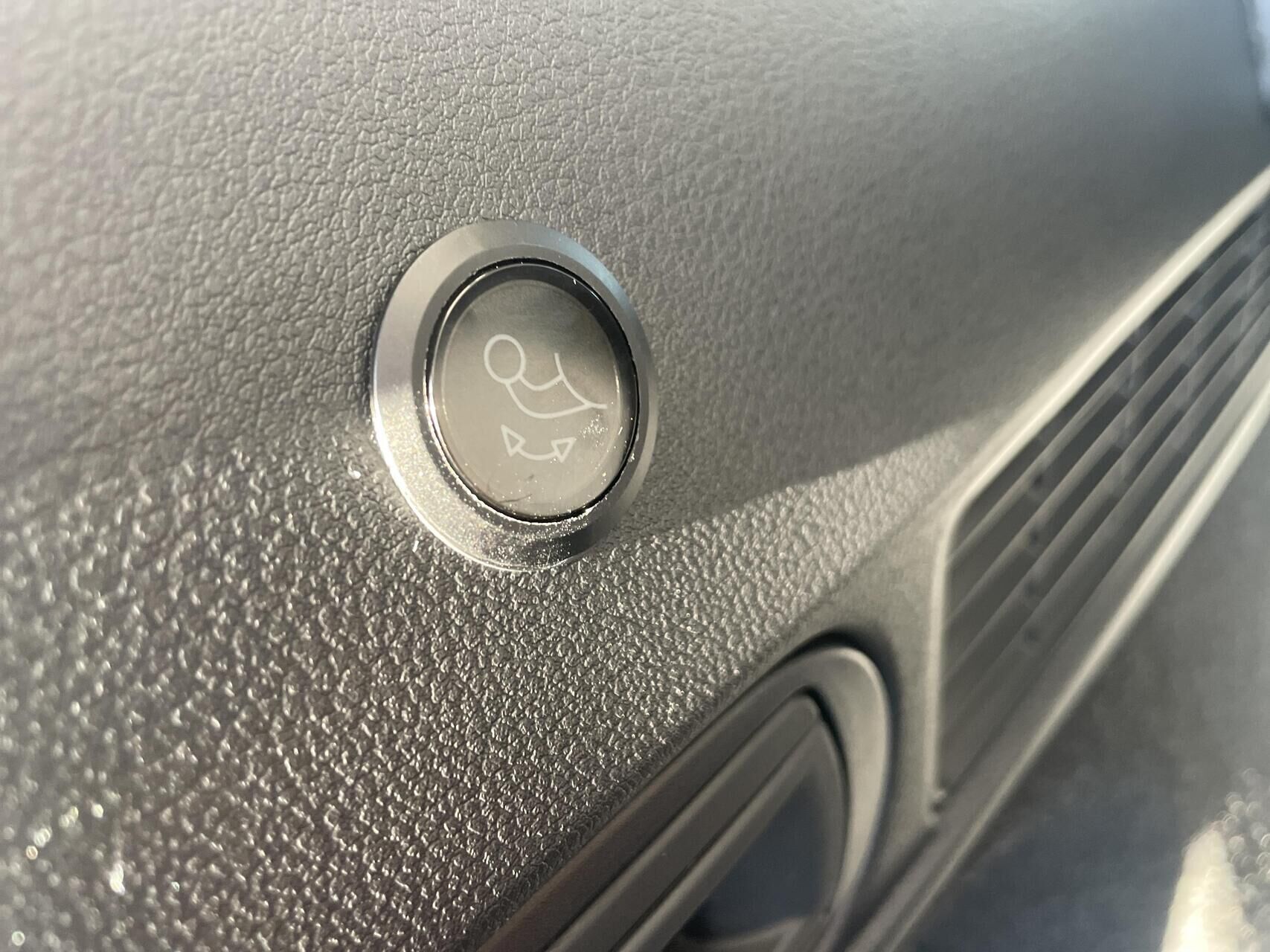 Hvid Mazda CX-60 fra 2022