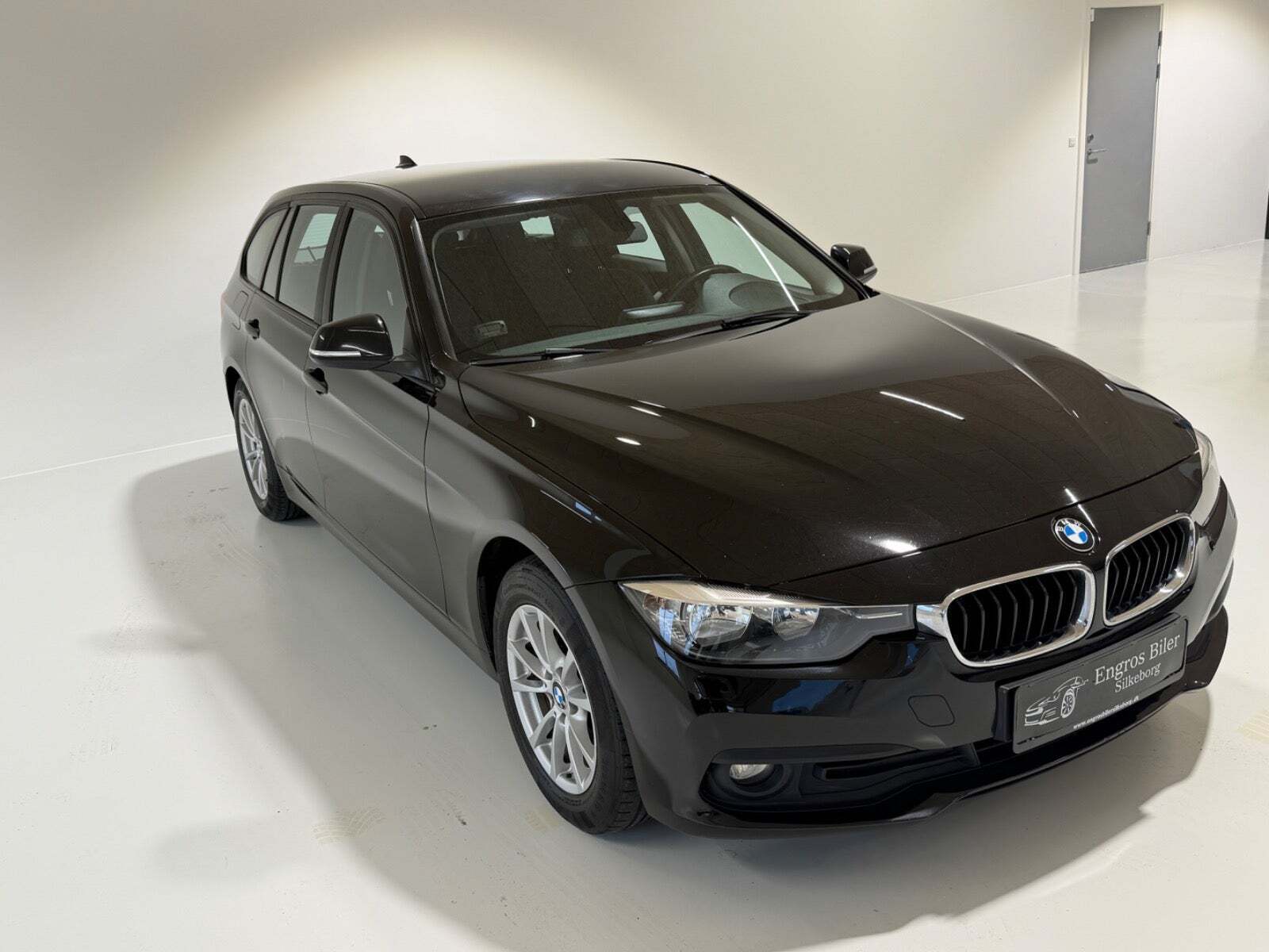 BMW 320d 2,0 Touring Advantage aut.