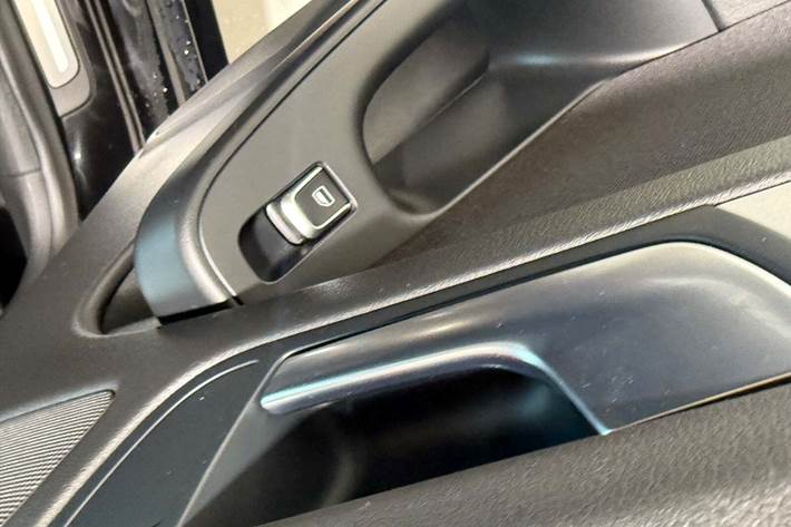 Sort Audi A5 fra 2016 set indefra