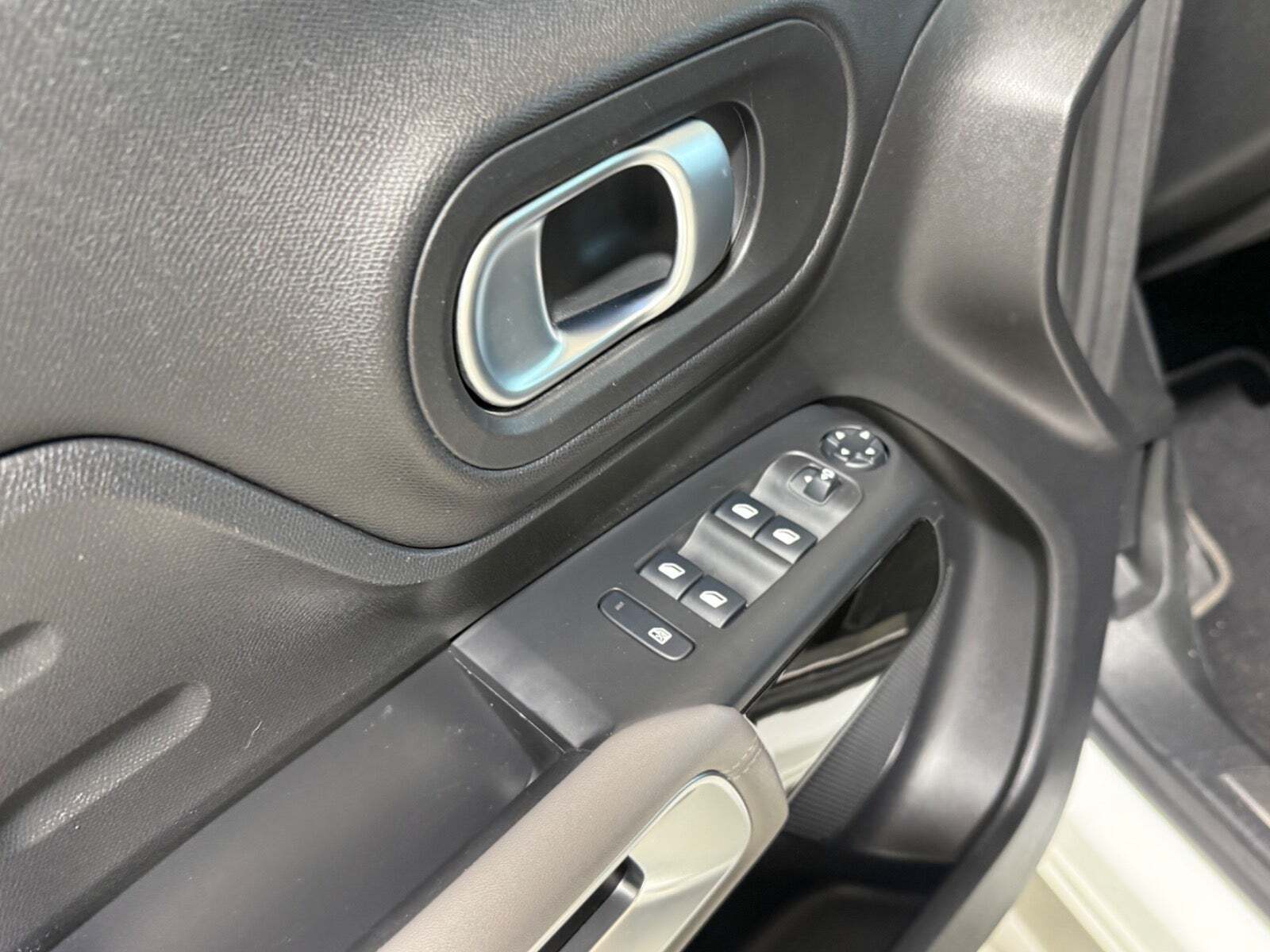 Hvid Citroën C5 Aircross fra 2020