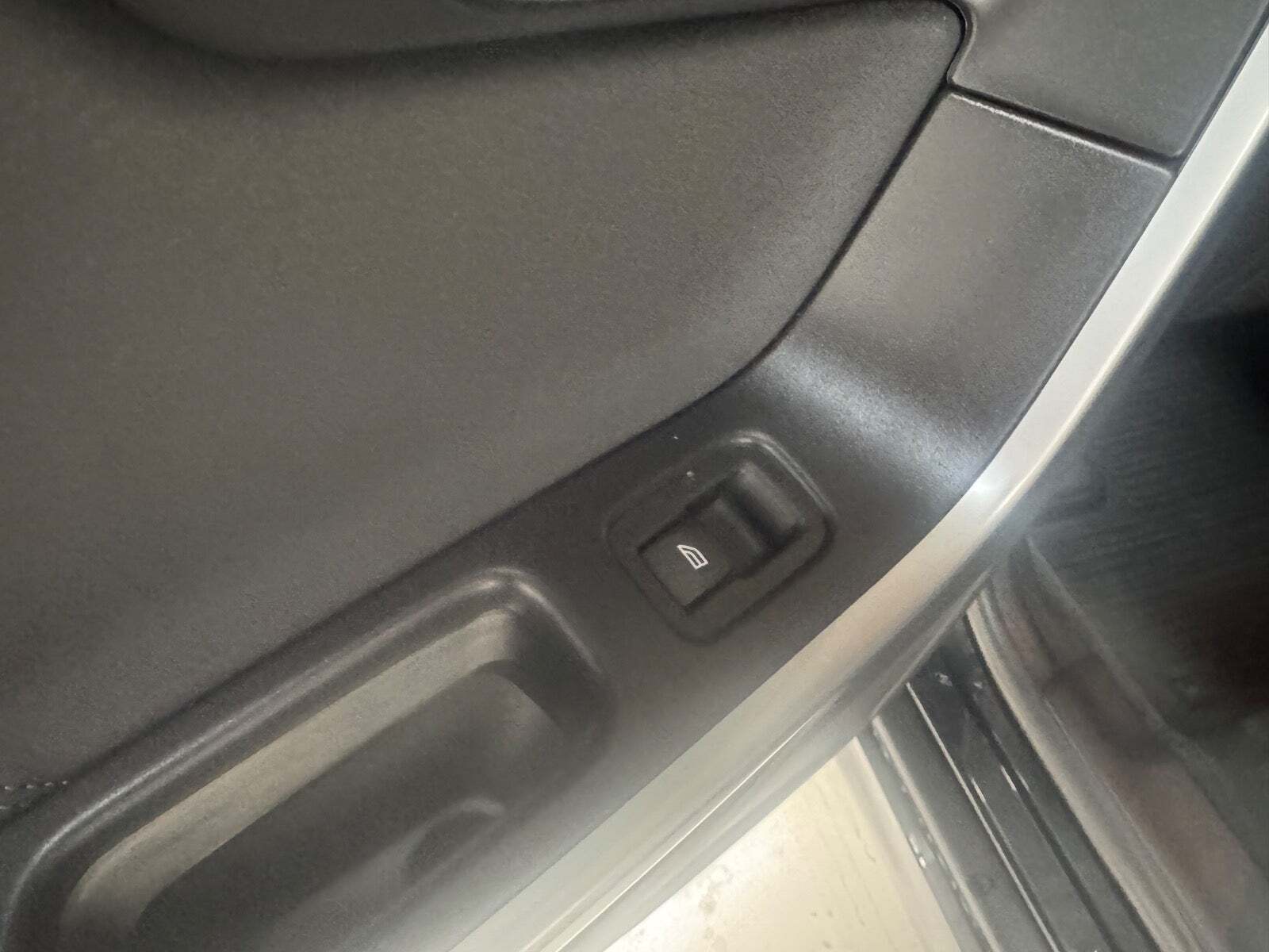 Sort Volvo XC60 fra 2015