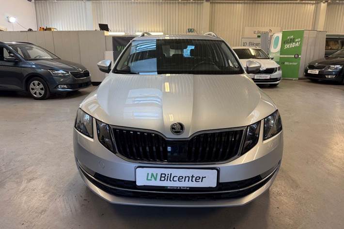 Sølv Skoda Octavia fra 2018