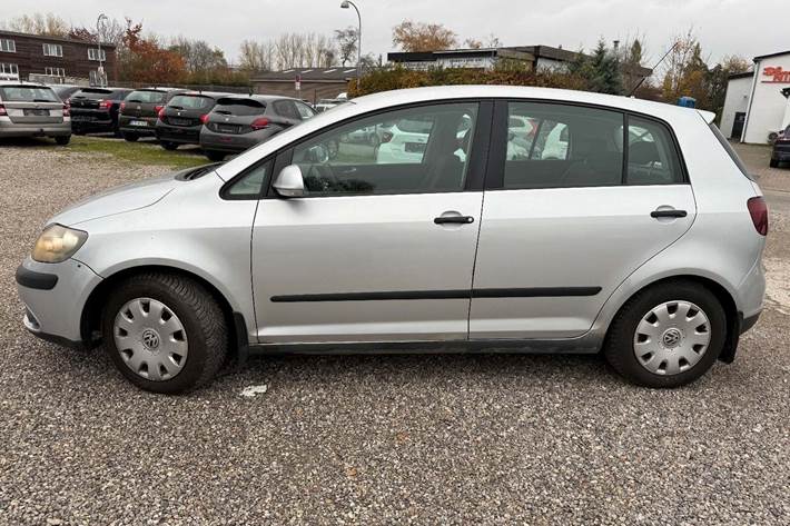 Sølv VW Golf Plus fra 2005
