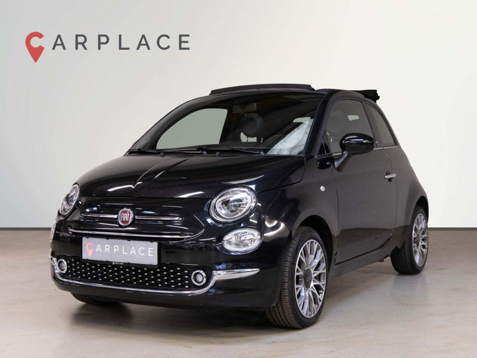 Sort Fiat 500C fra 2020 set udefra