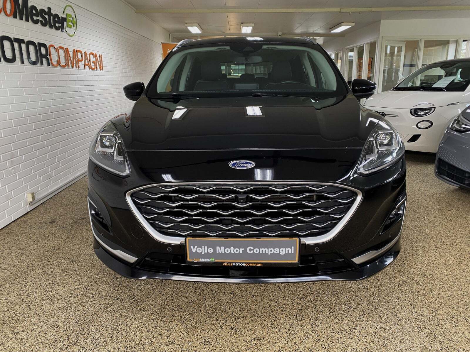 Sort Ford Kuga fra 2021