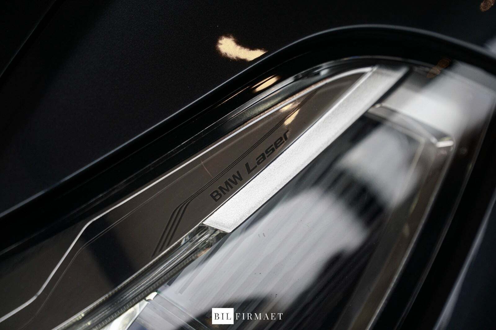 Grå BMW X5 fra 2021