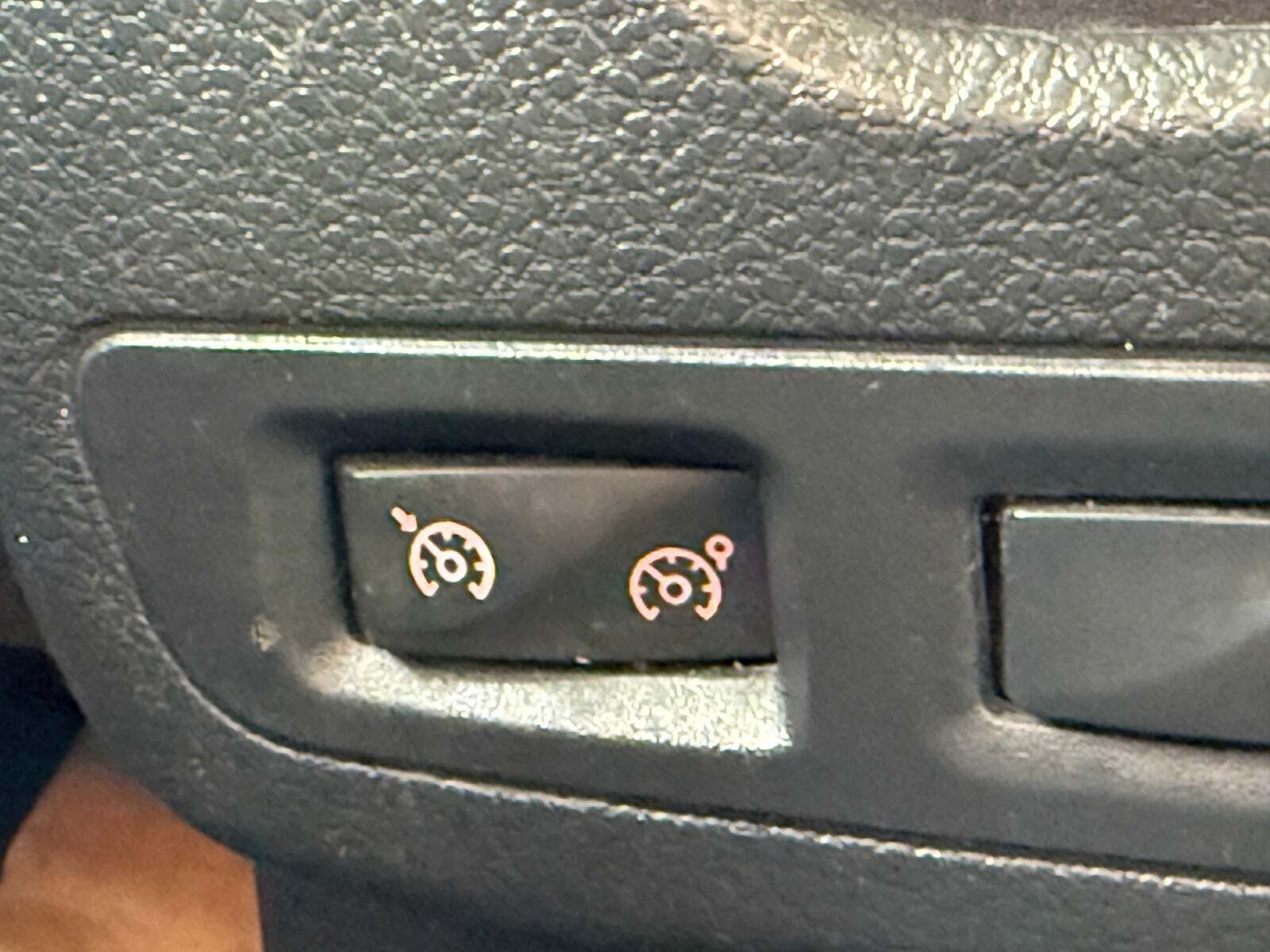 Hvid Dacia Dokker fra 2019