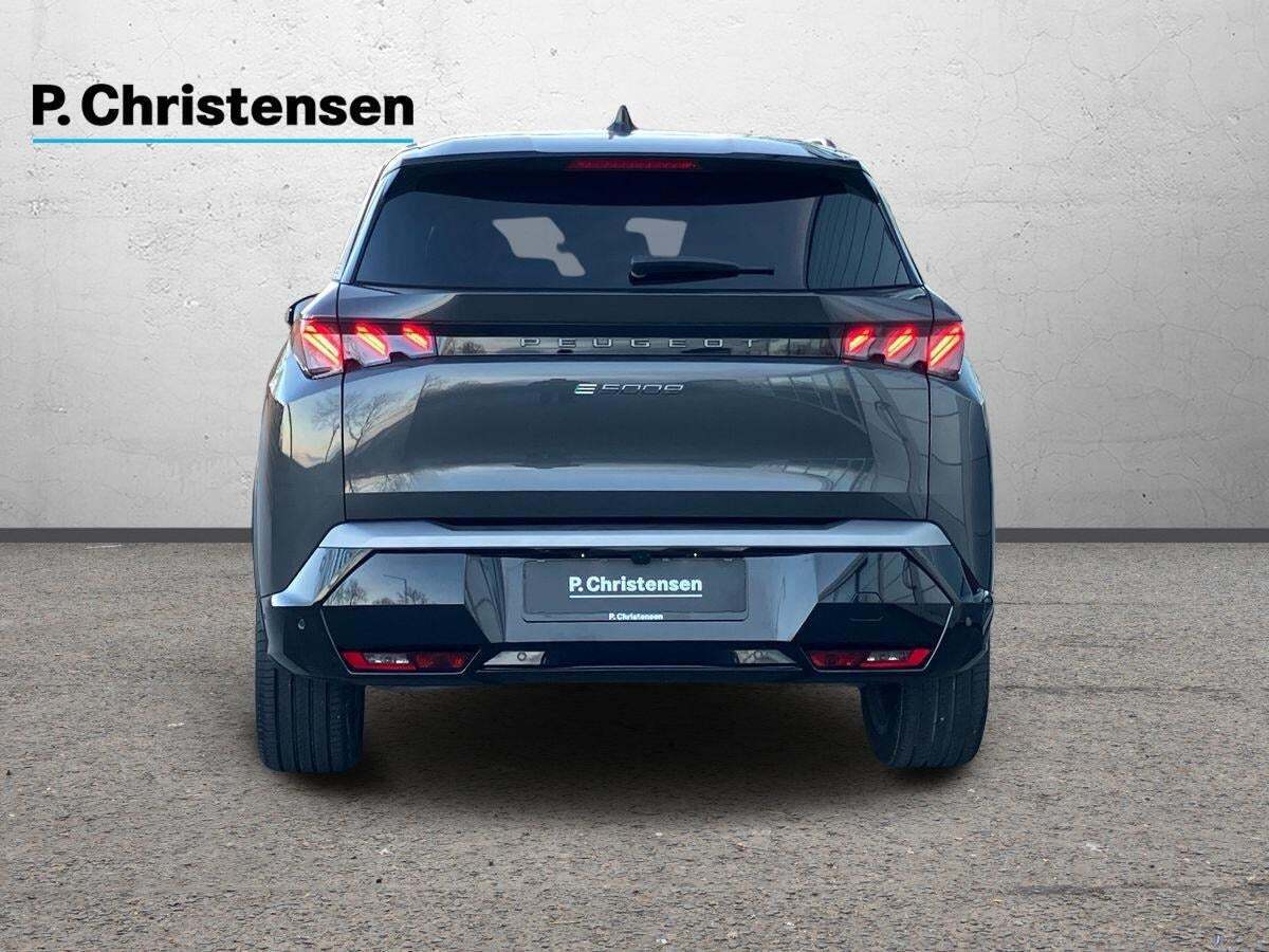 Peugeot e-5008 77 GT 7prs