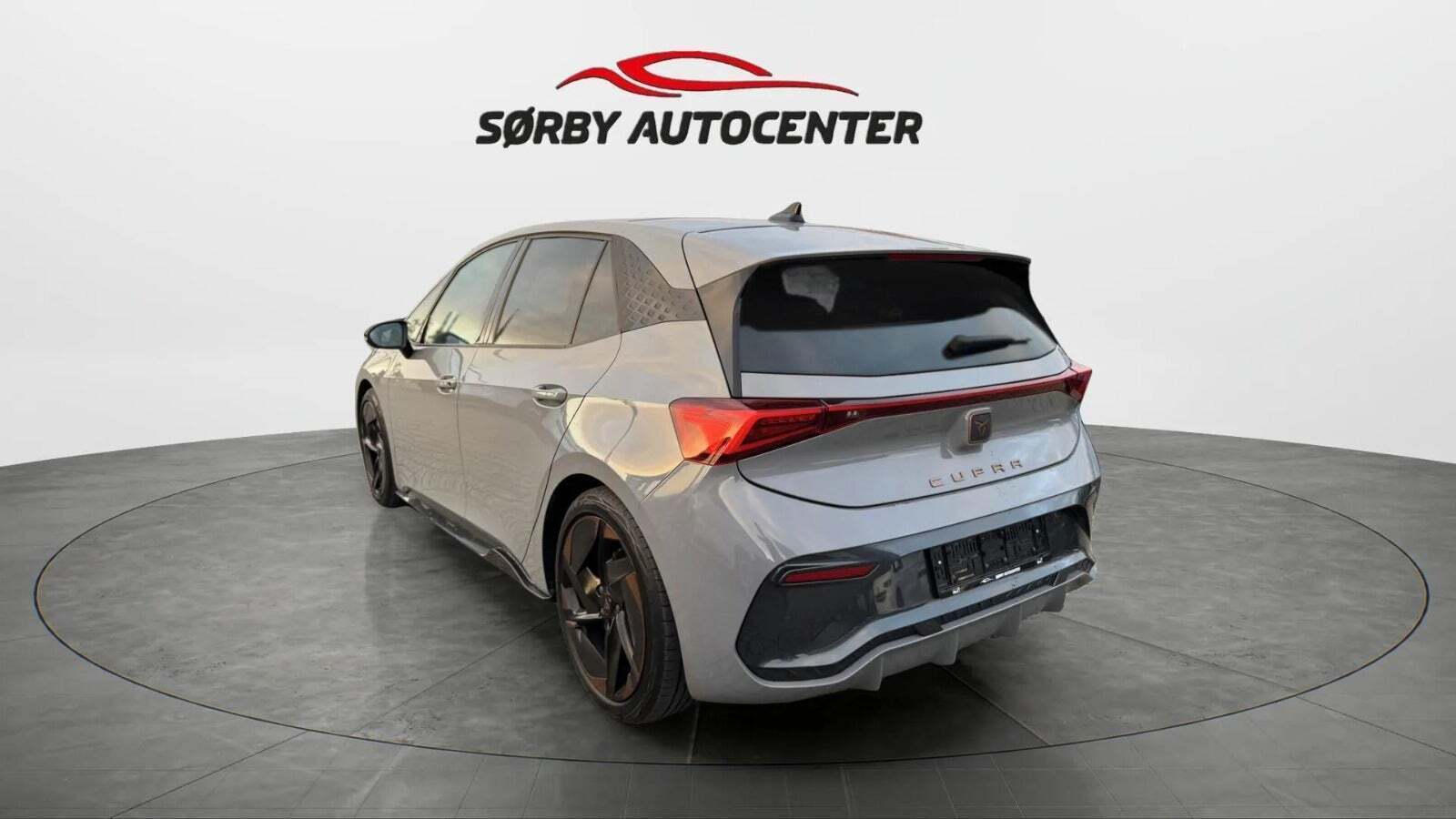 Grå Cupra Born fra 2022