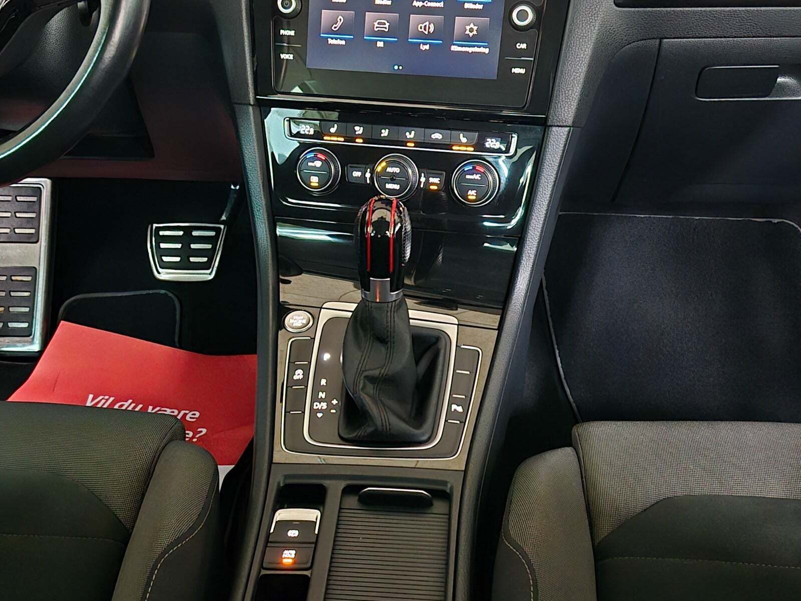 Sort VW Golf VII fra 2018