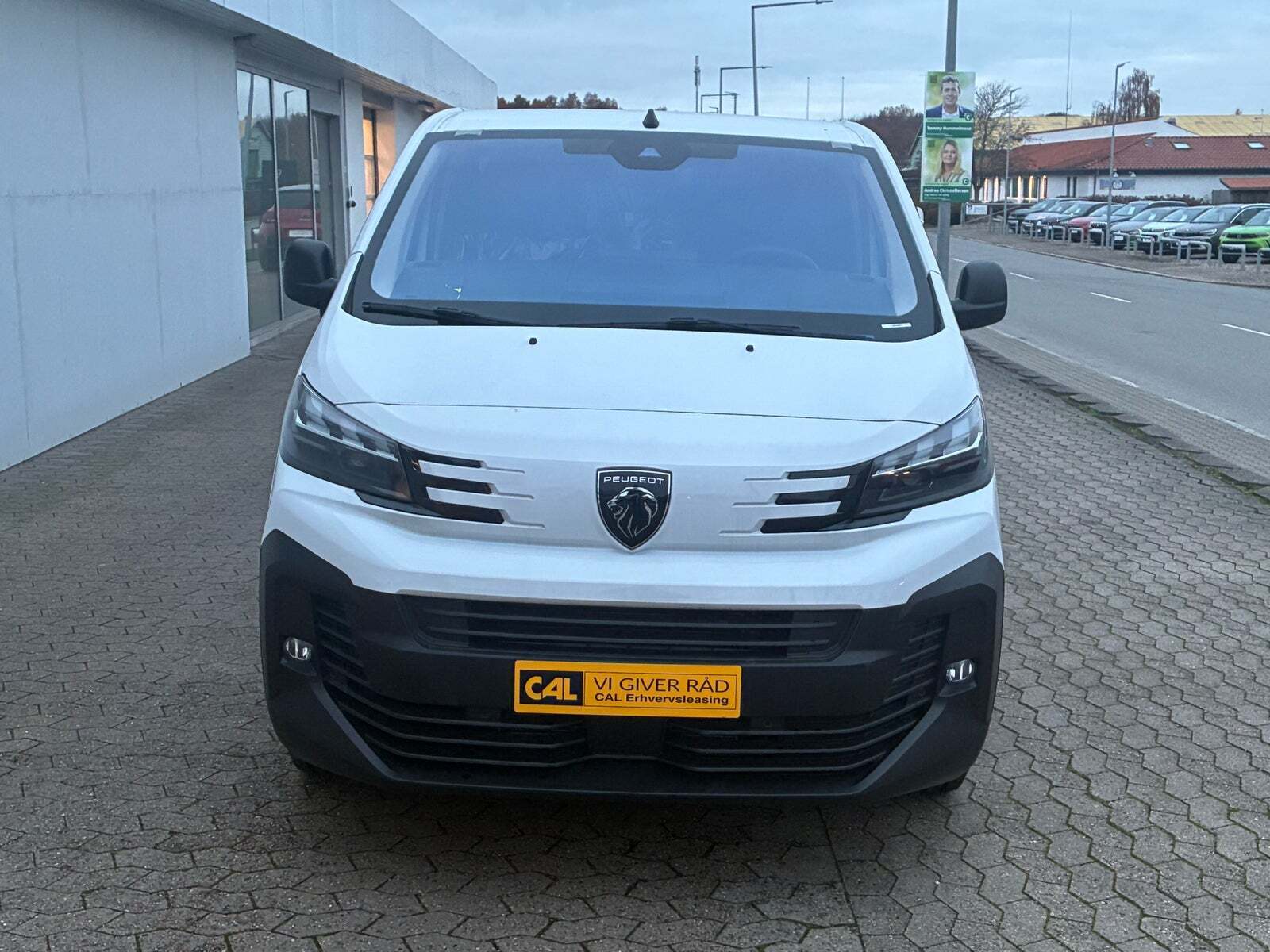 Peugeot Expert 2,0 BlueHDi 144 L3 Ultimate EAT8 Van