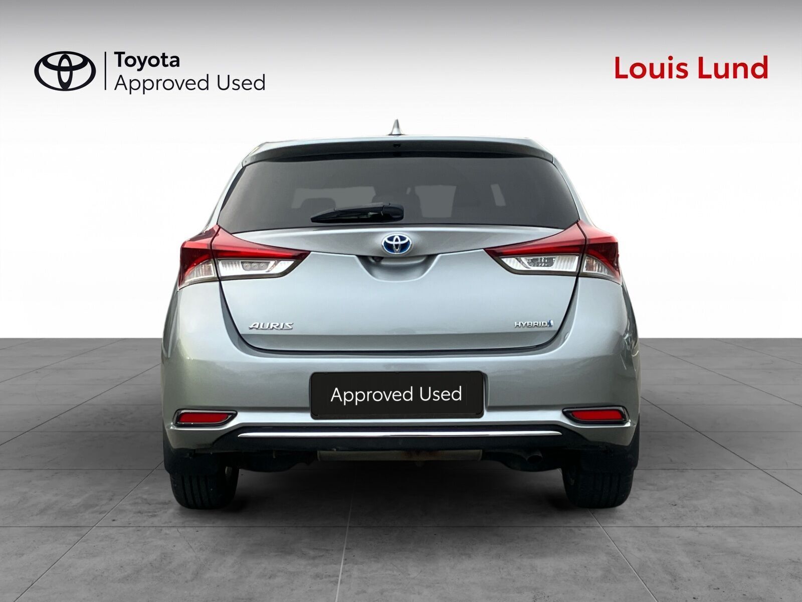 Grå Toyota Auris fra 2017