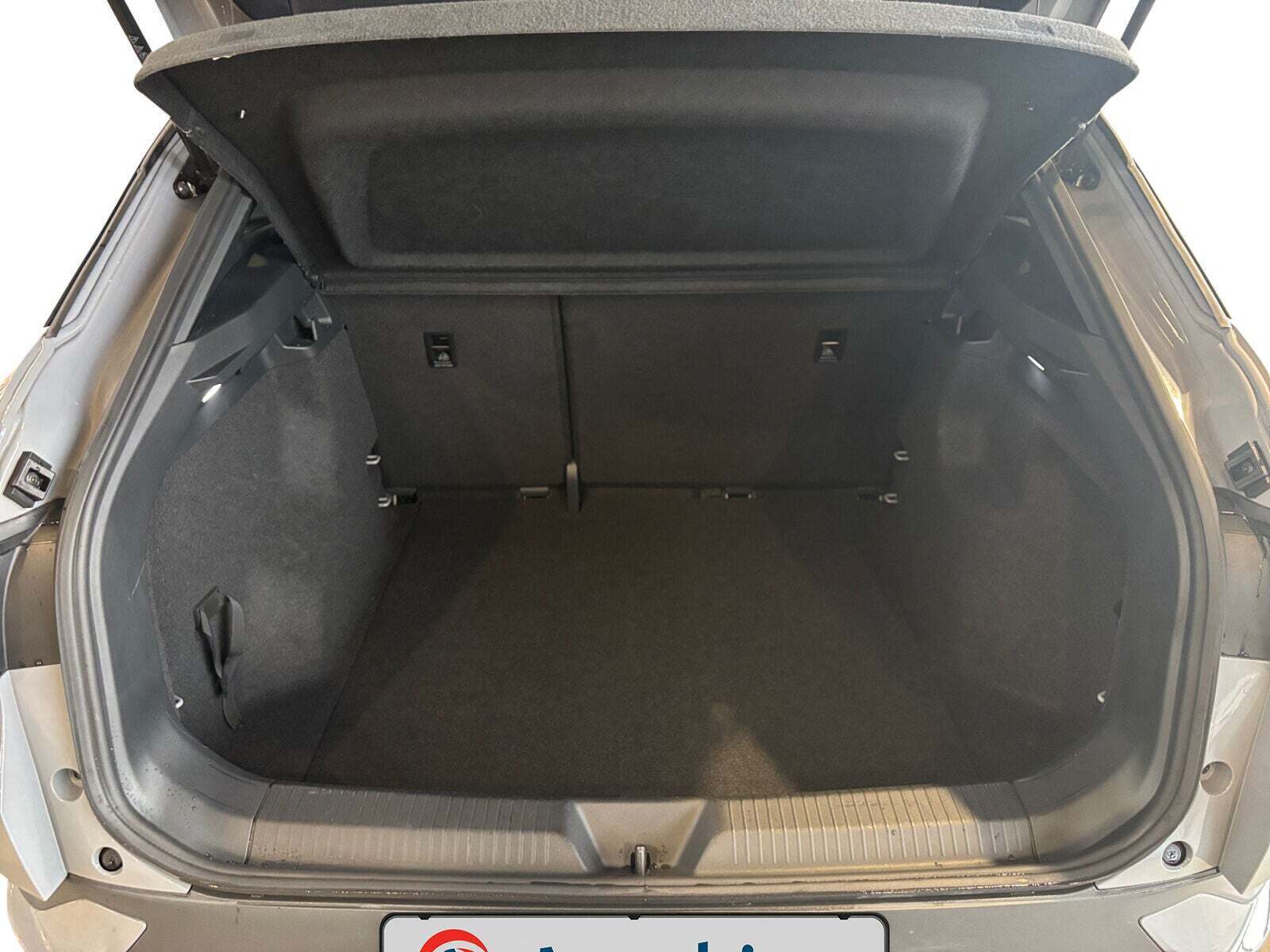 Grå VW ID.4 fra 2023