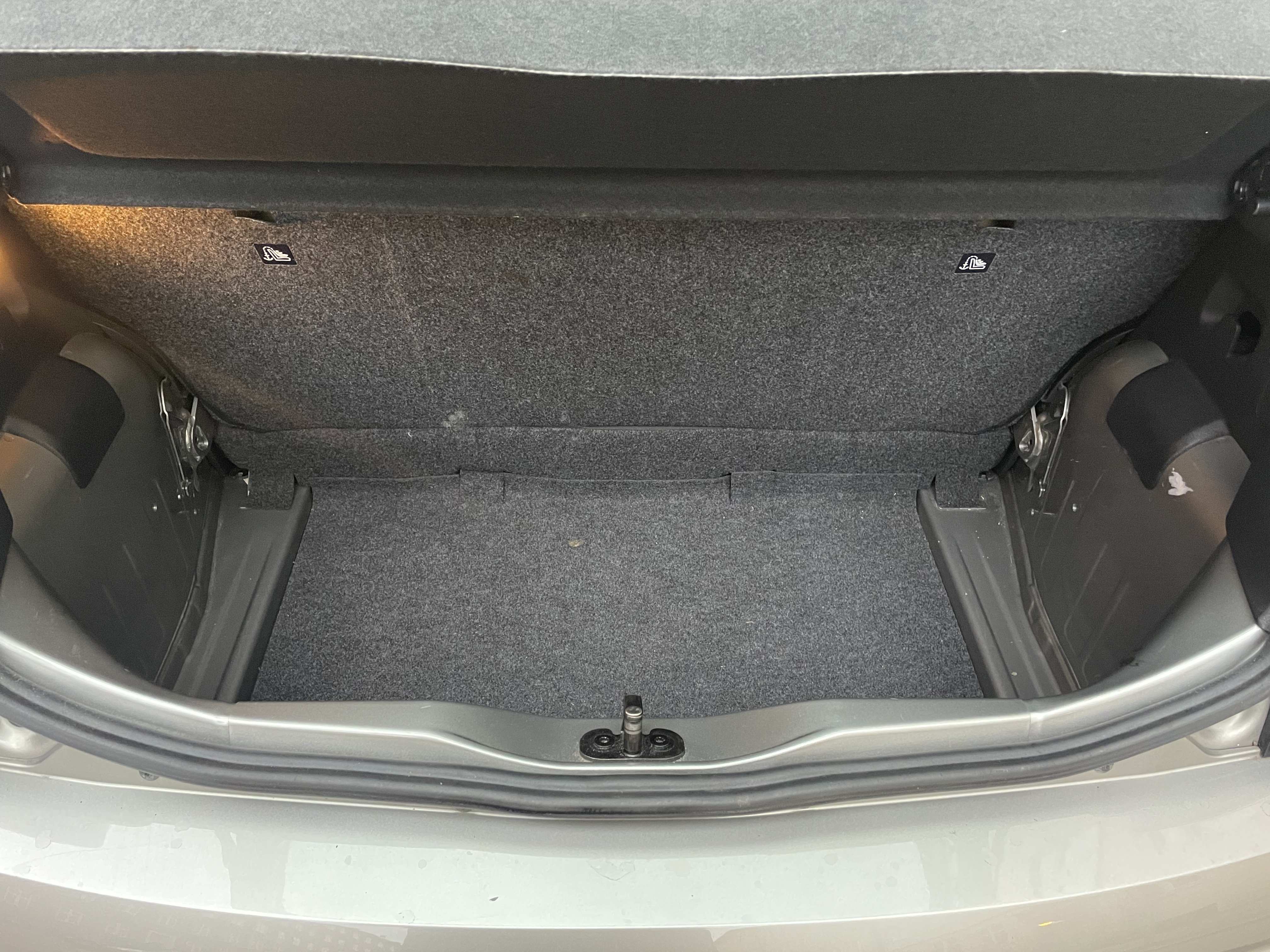 Grå VW UP! fra 2015