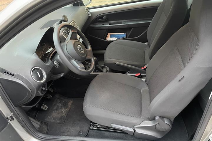 Grå VW UP! fra 2015
