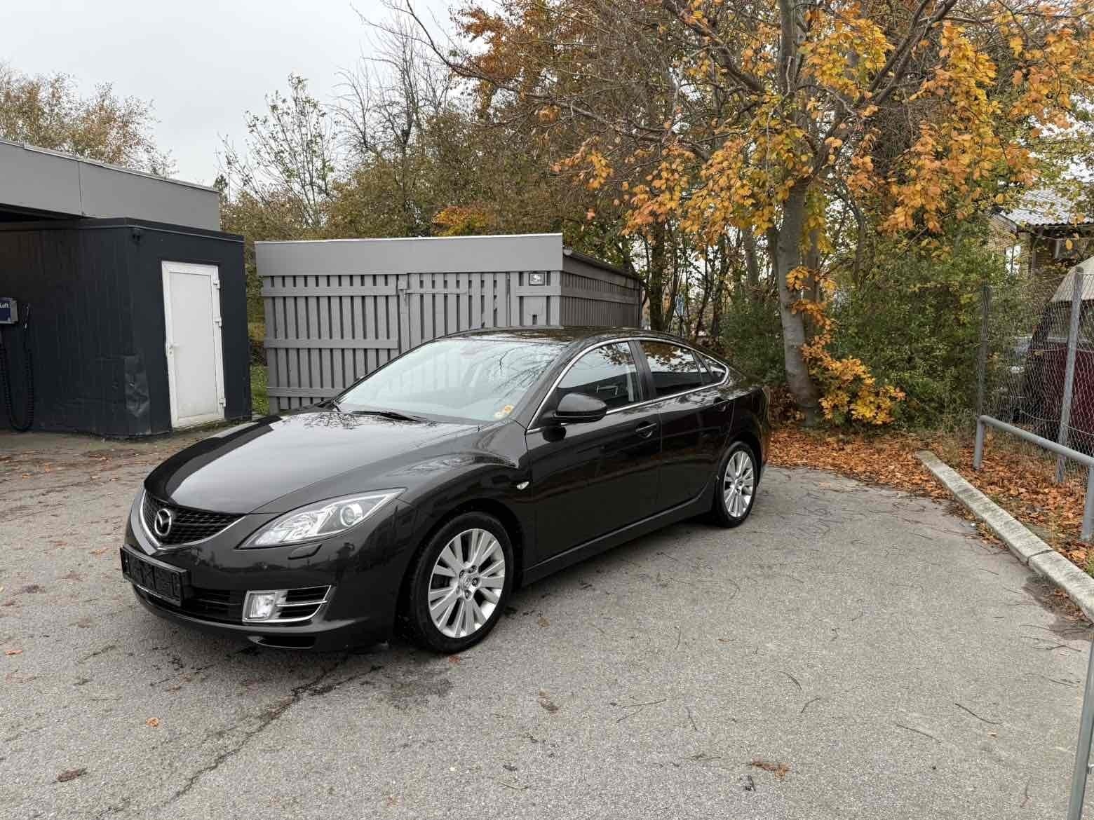 Sort Mazda 6 fra 2008