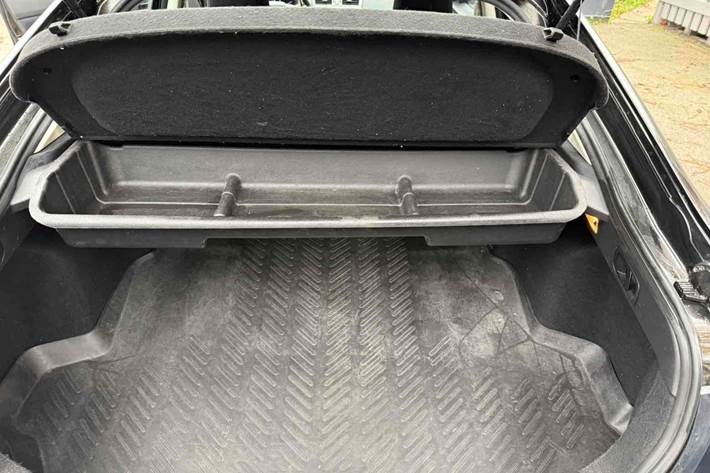 Sort Mazda 6 fra 2008