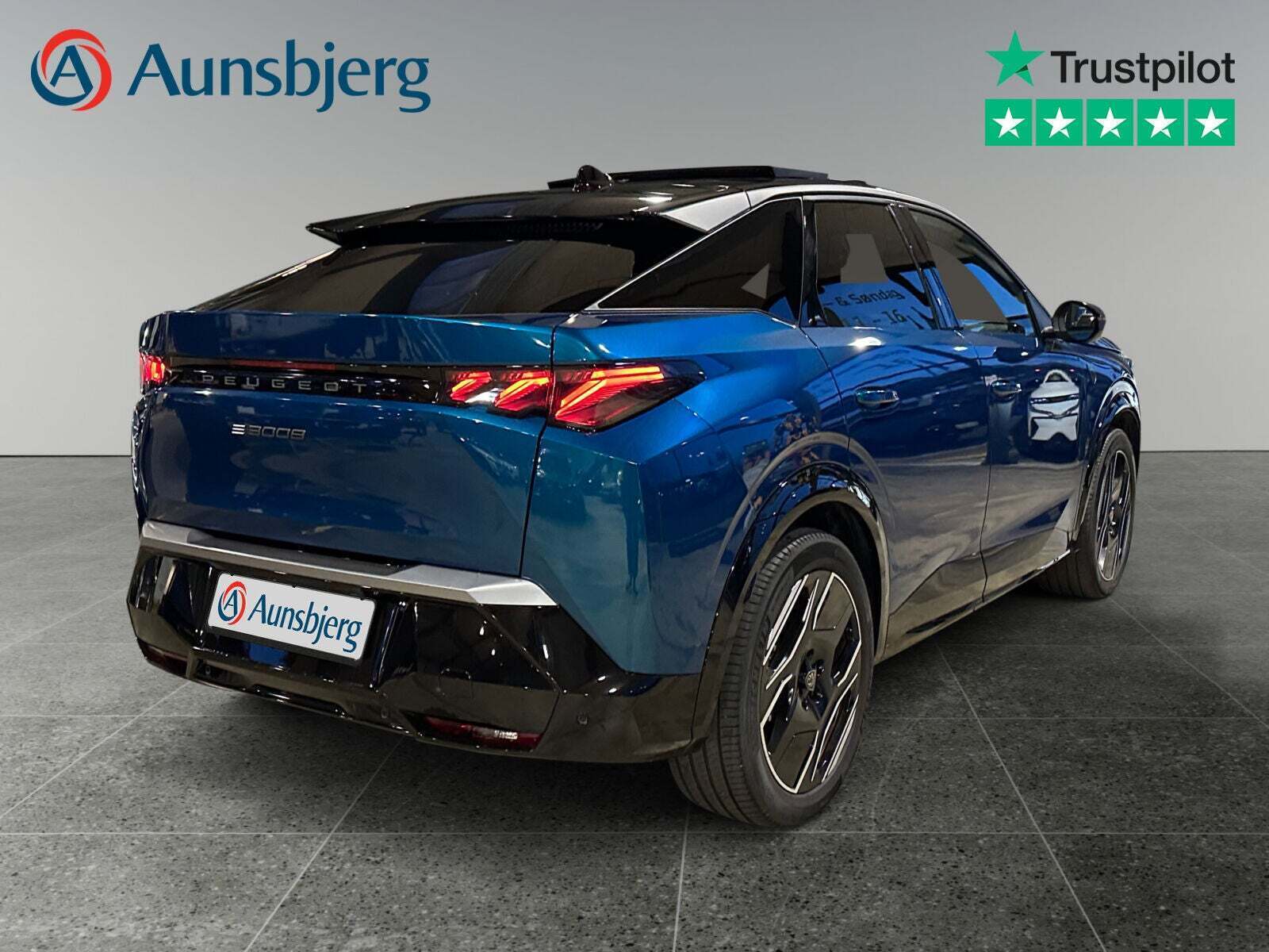 Peugeot e-3008 77 GT Pack