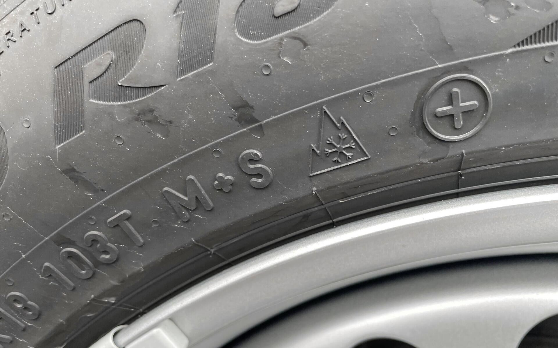 Hvid VW ID.Buzz Cargo fra 2025