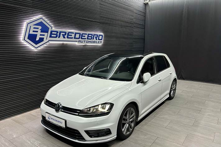Hvid VW Golf VII fra 2016 set udefra