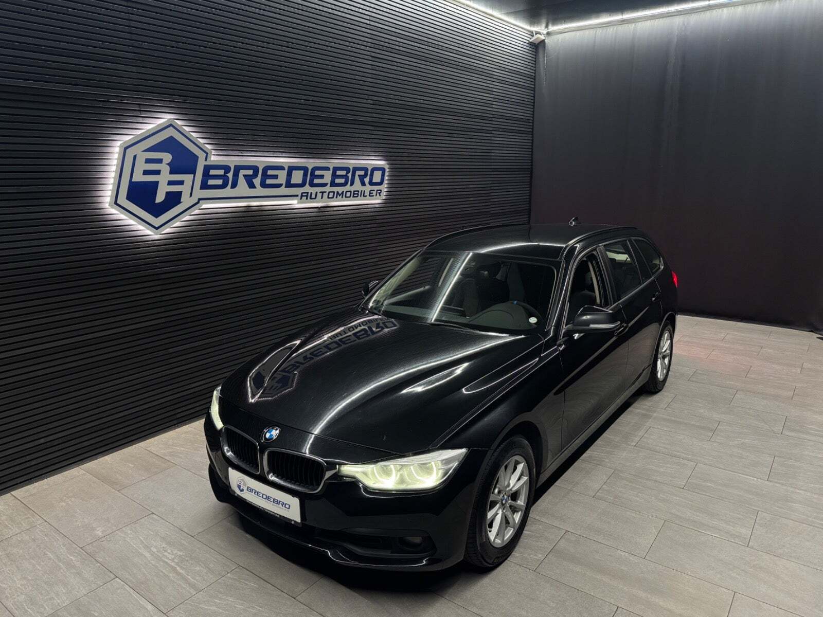 BMW 320d 2,0 Touring xDrive aut.