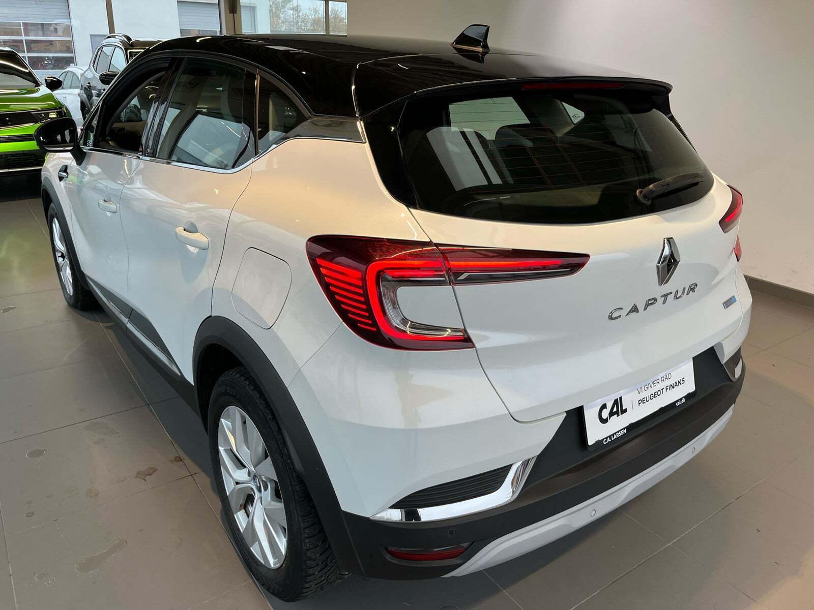 Renault Captur 1,6 E-Tech Intens