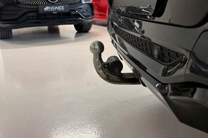 Sort BMW X4 fra 2020