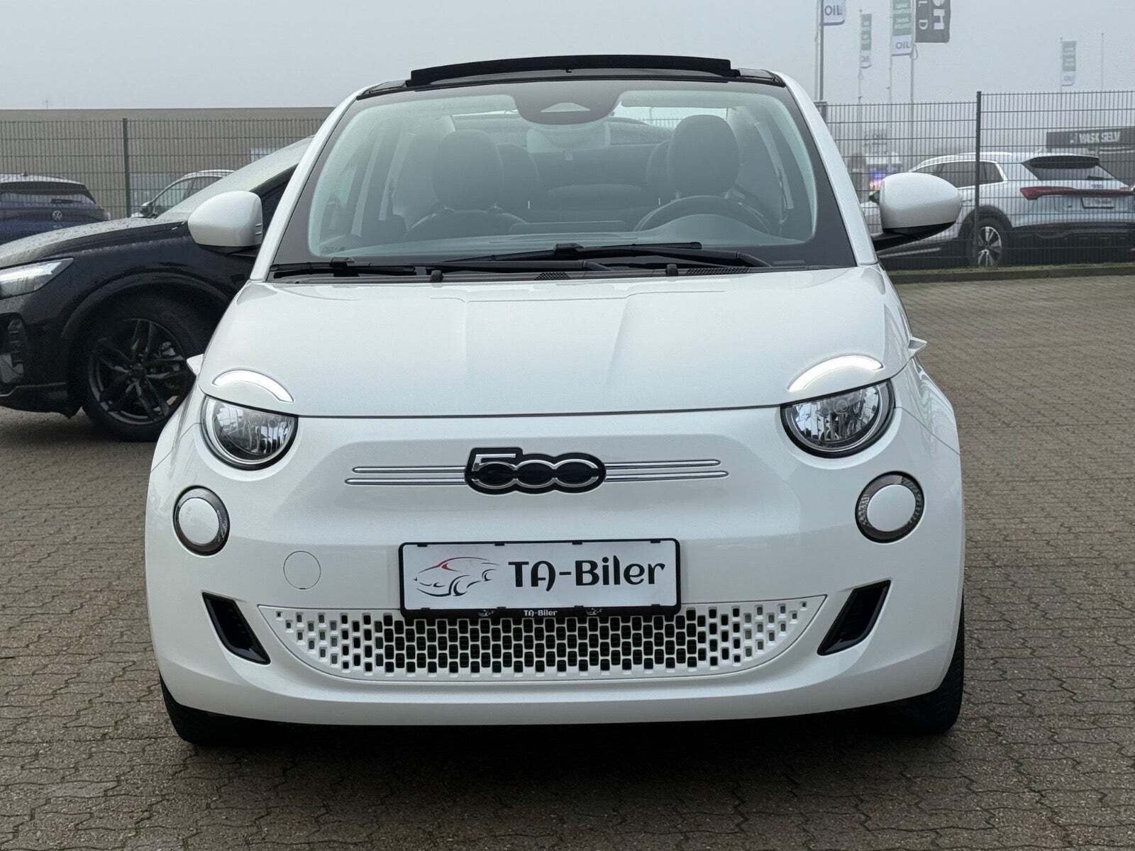 Fiat 500e 42 Icon Cabrio