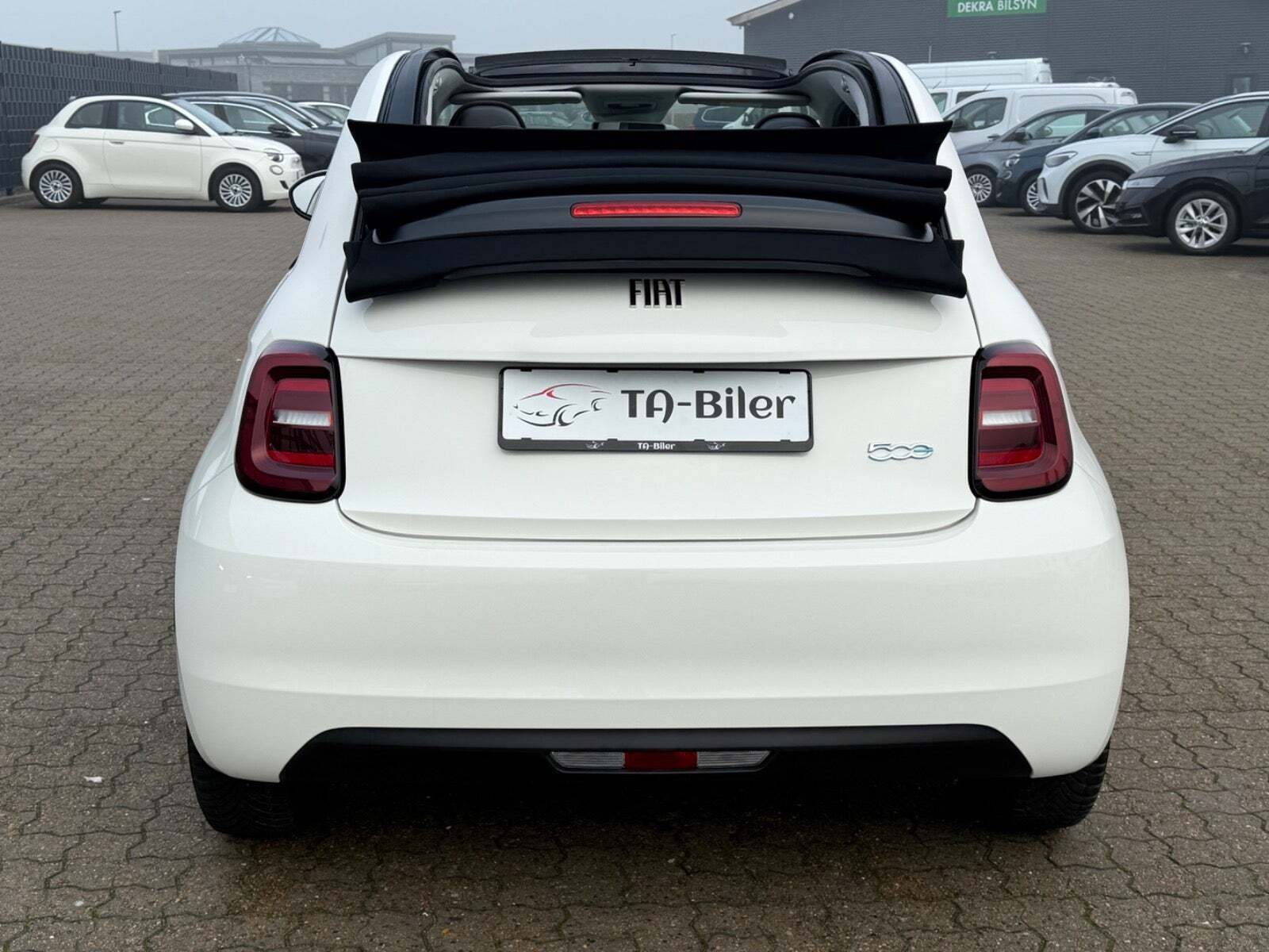 Fiat 500e 42 Icon Cabrio