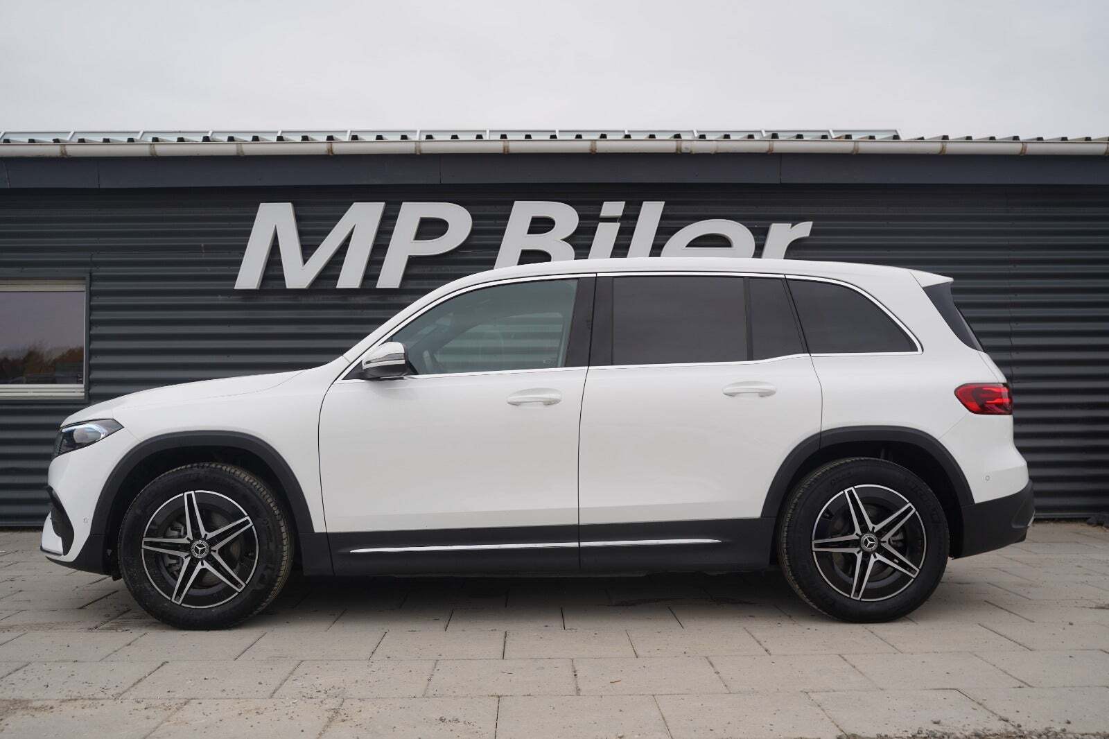 Mercedes EQB250+ AMG Line