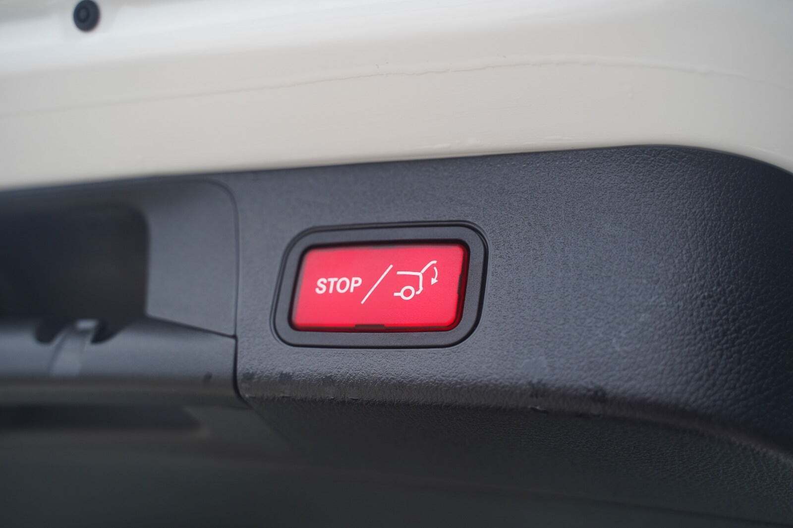 Hvid Mercedes EQB250+ fra 2024