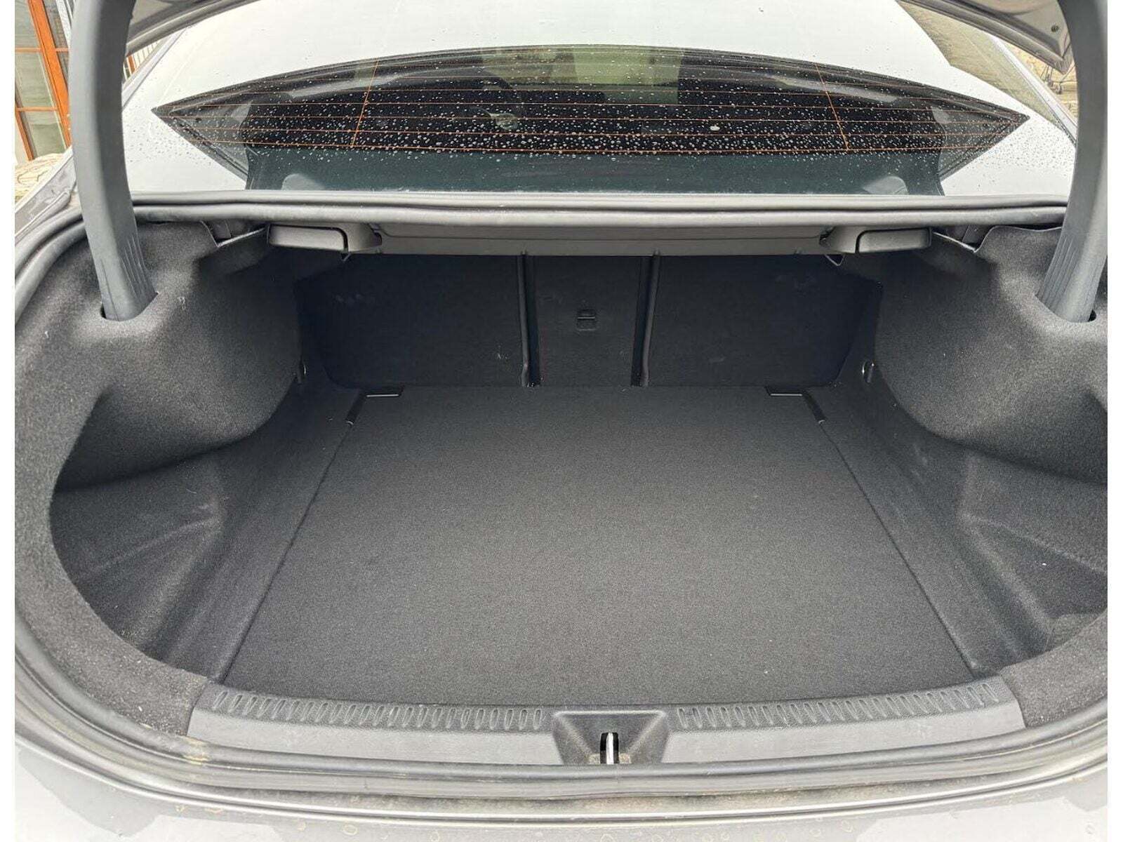 Grå Mercedes A200 fra 2020